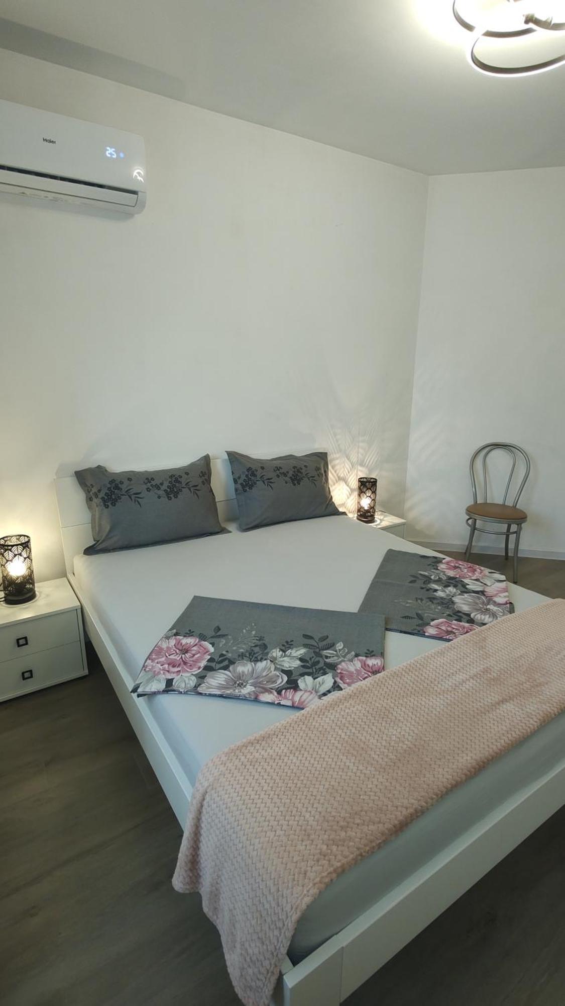 Magnolia Apartment Varna Quarto foto